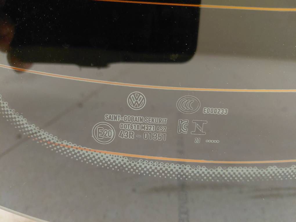 Alle Autoersatzteile: A vendre lunette arrière VW Golf 8 – Gebraucht aus Sonvilier von ste_58mr 1