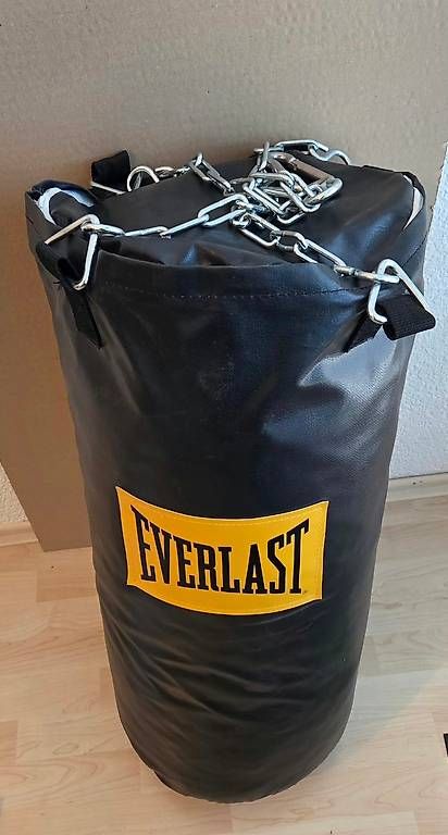 Boxsäcke: Everlast Boxsack 60kg – Gebraucht aus WINTERTHUR von lea_s9fh
