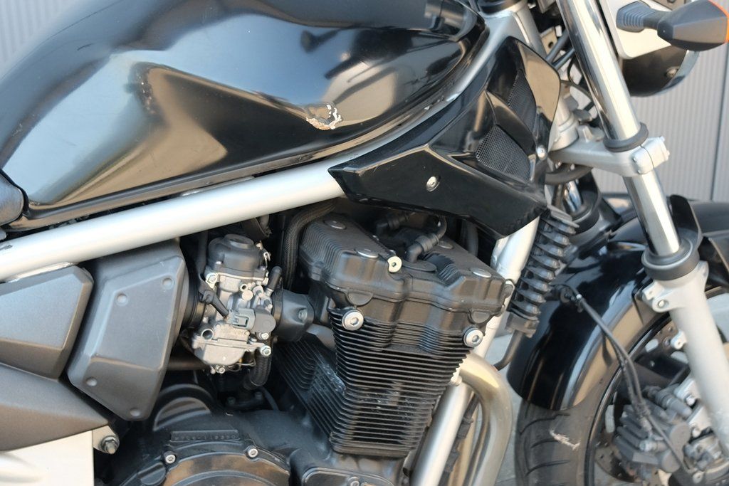 Suzuki Strasse: Suzuki GSF650A Bandit – Gebraucht aus Sargans von pirelli146 6