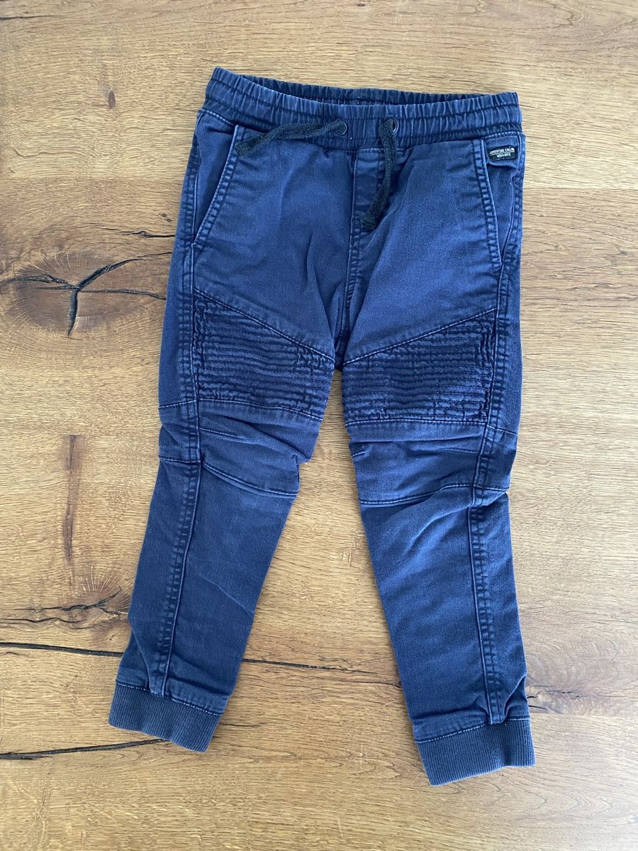 H&M Pantaloni: Hose H&M – Usato da Urdorf venduto da Tjara65