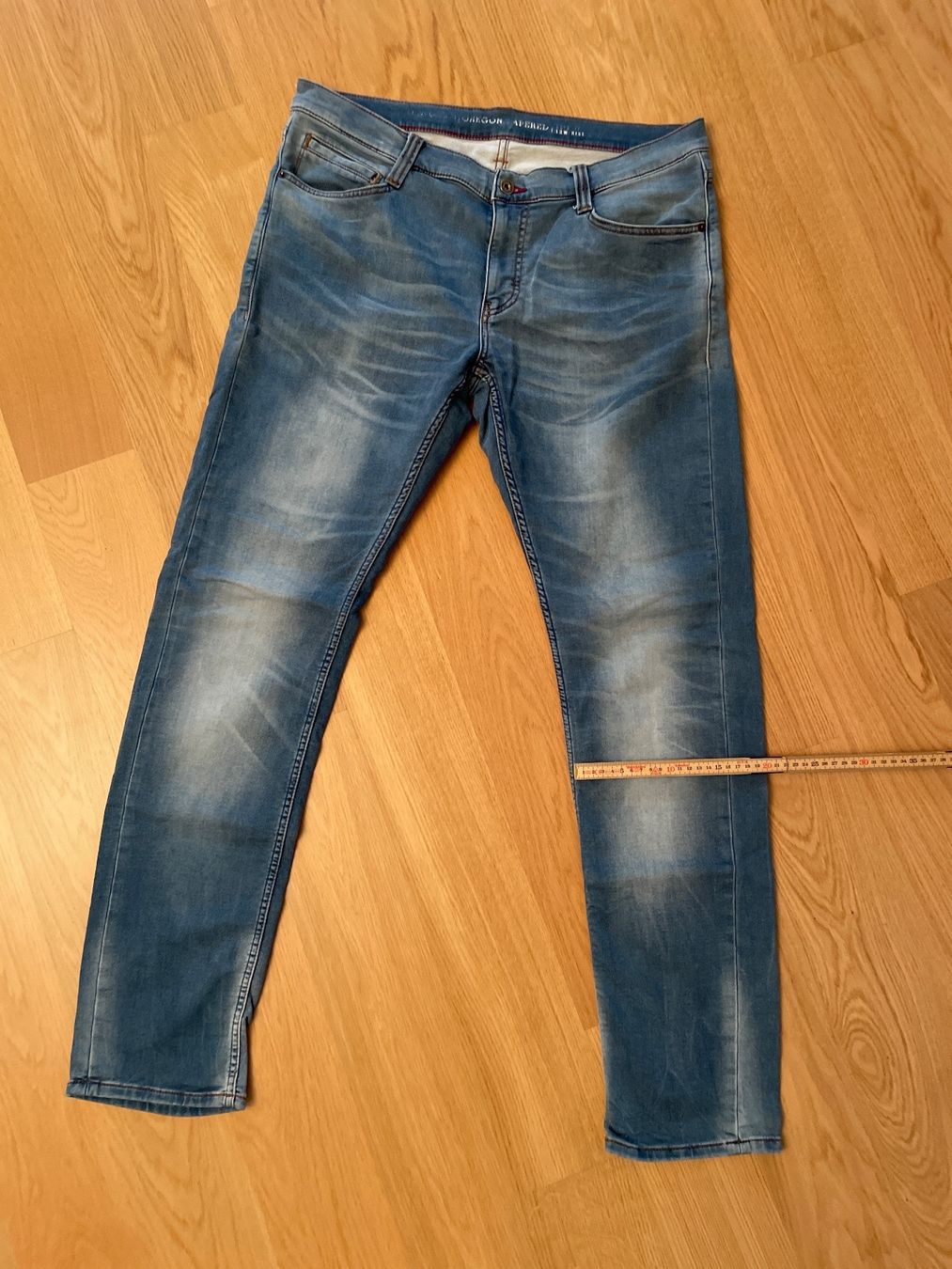 Jeans: Jeans Mustang low rise W36 – Usato da Basel venduto da pilzliii 1