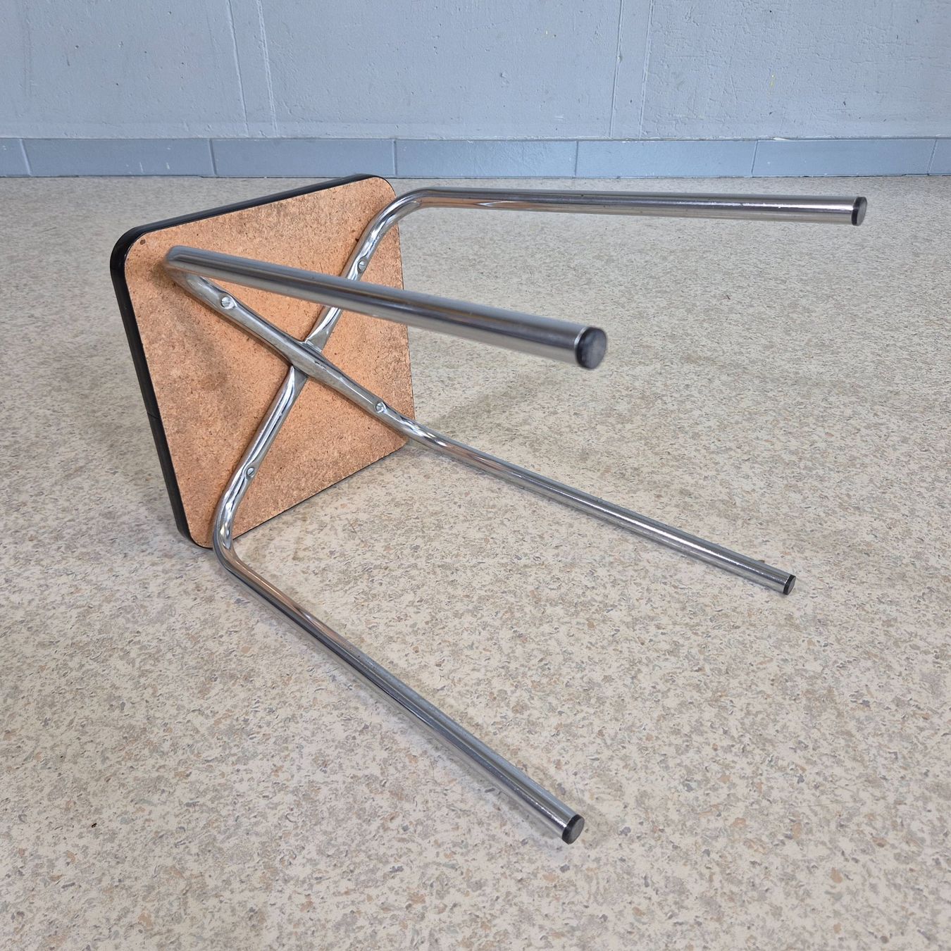 Tabourets: Kelco Hocker Höcker Küchenhocker Tabouret grau – D'occasion à Nottwil par Wondewa-Shop 3