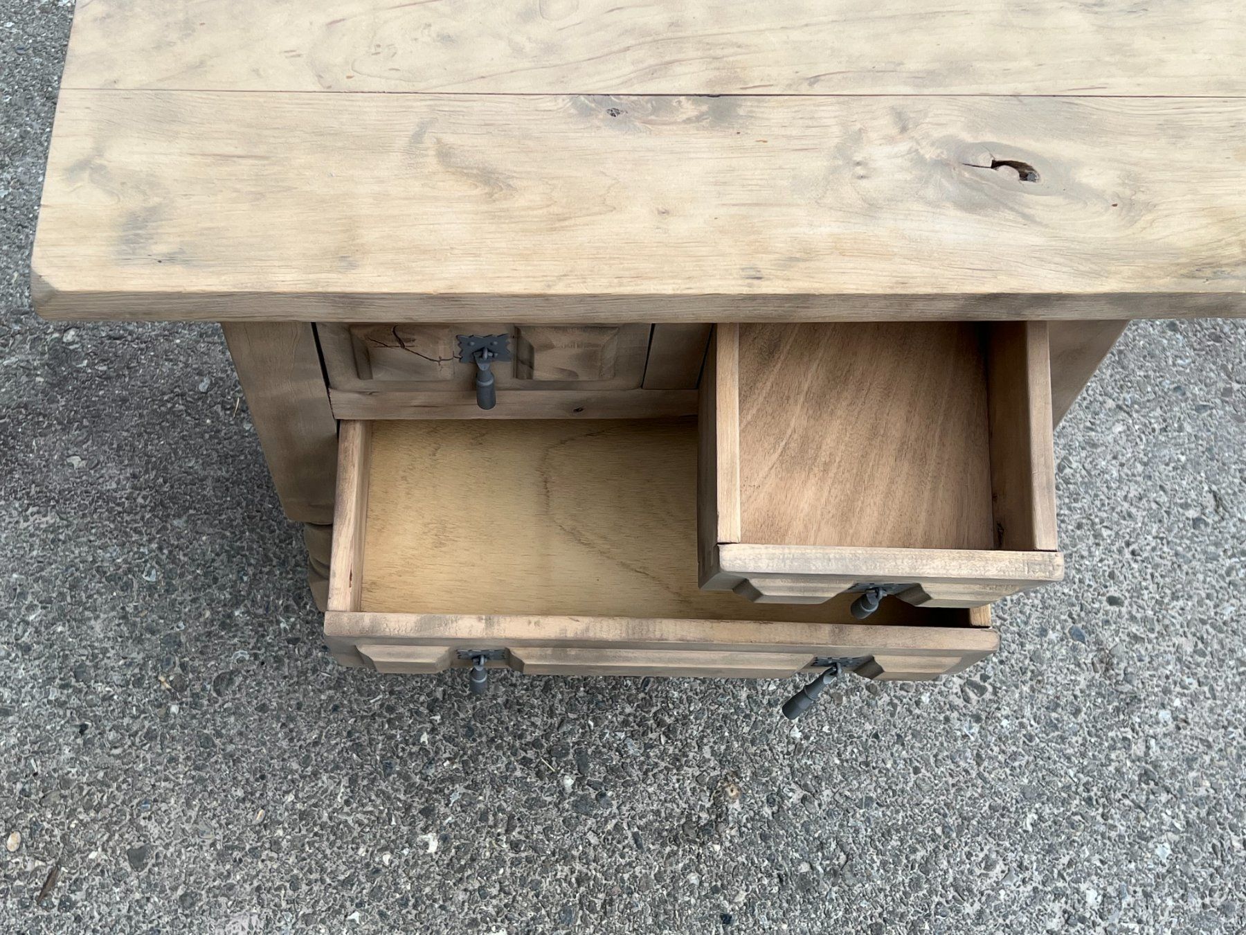 Kommoden: ART 1116-J Petit meuble espagnol sablé – Gebraucht aus Pont-La-Ville von BCMGLEAL 3