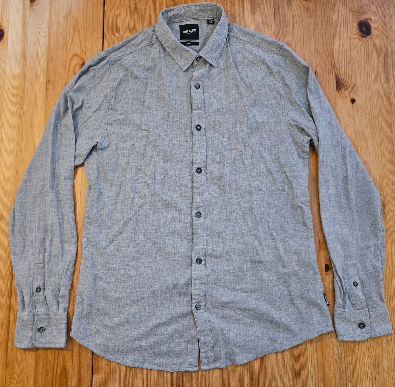 Camicie: Hemd Only & Sons Slim Grösse L – Usato da Hägglingen venduto da United-Village-Trade