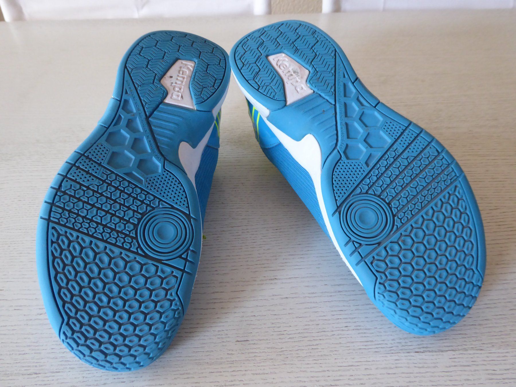 Scarpe da uomo: Kemppa Handball Turnschuhe Grösse 40.5 – Usato da Zürich venduto da Sunflower.15 3