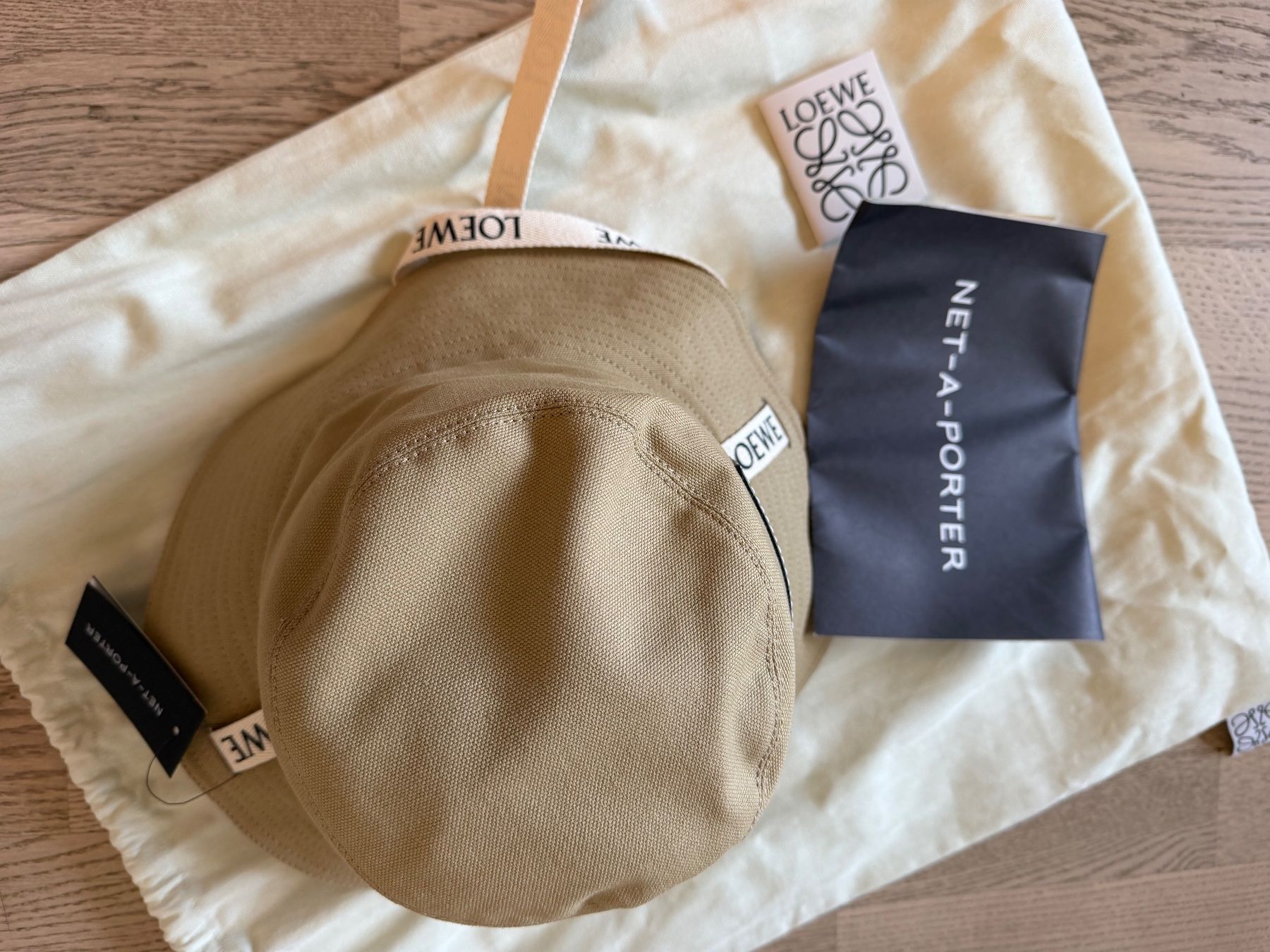 Loewe Hüte, Mützen & Caps: Loewe – Neu und originalverpackt aus Wollerau von mar_cnx6 1