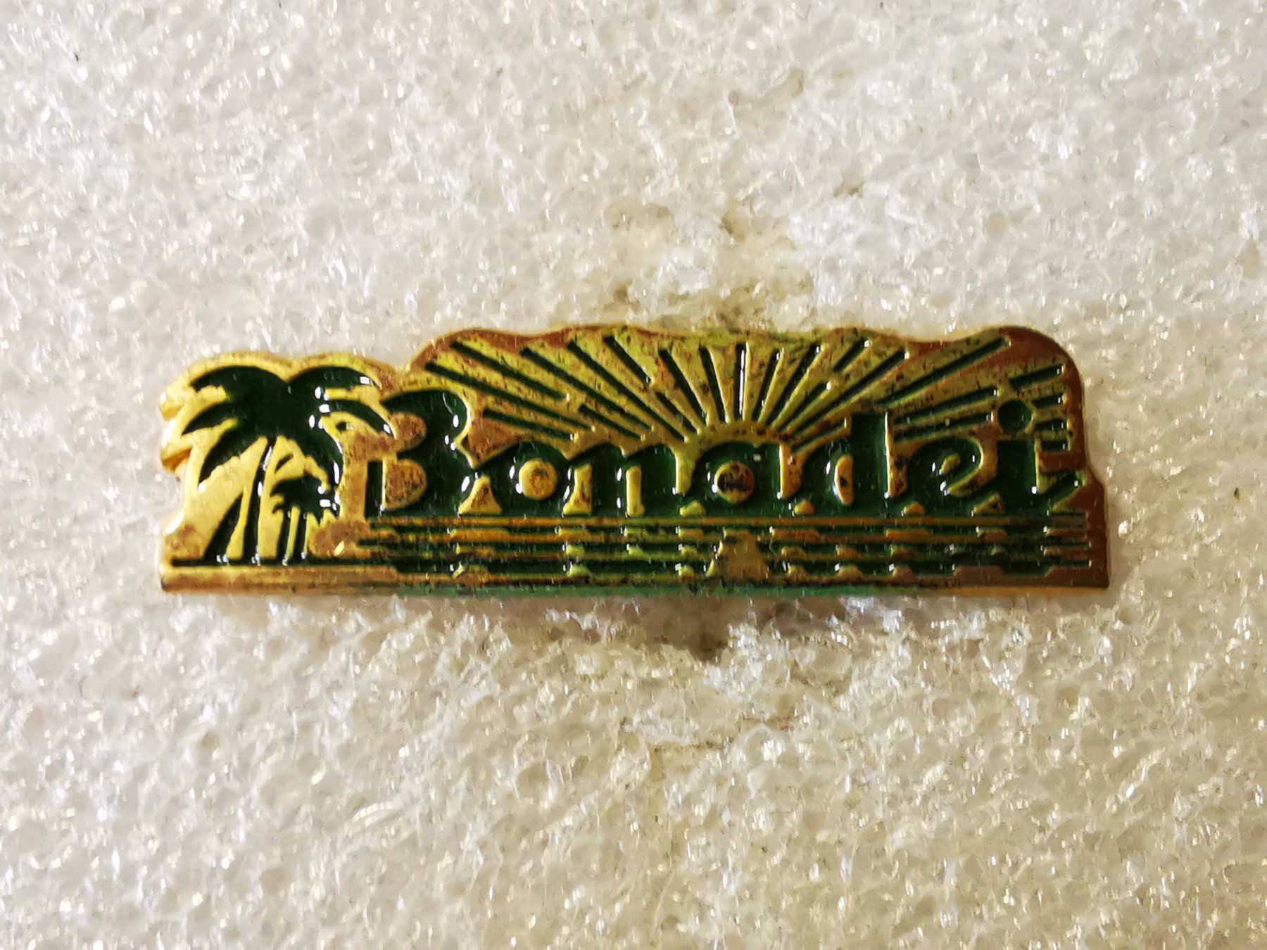 Plaketten & Abzeichen: Ansteckpin 199: Bonadei – Gebraucht aus Oppligen von Pin-Fall-Shop
