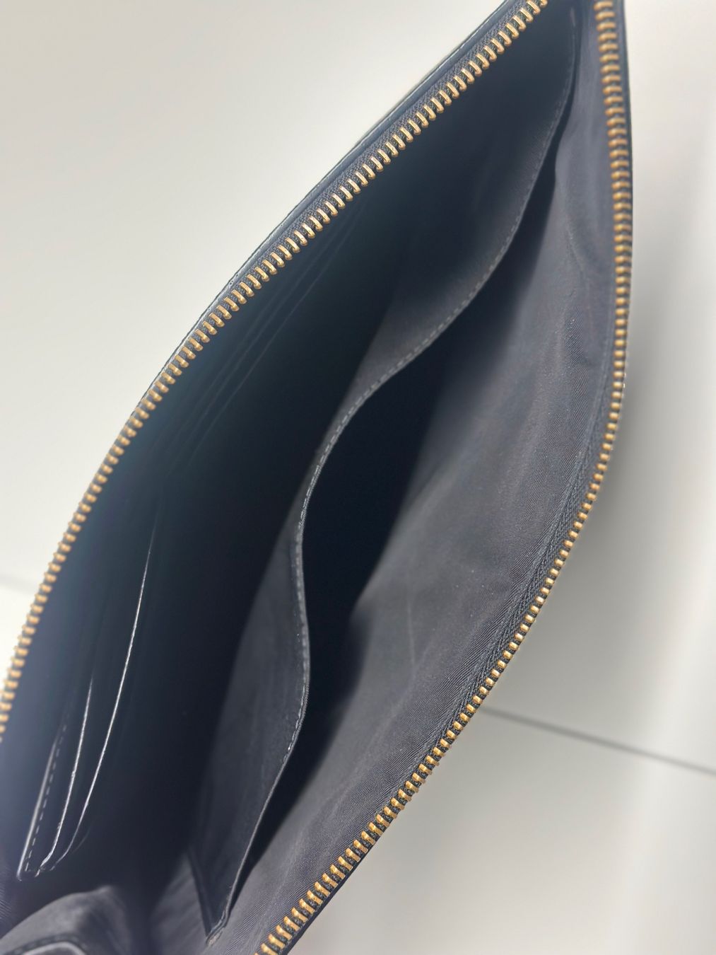 Gucci Borse: Gucci Clutch aus Leder – Usato da Andelfingen venduto da Alex8185 4