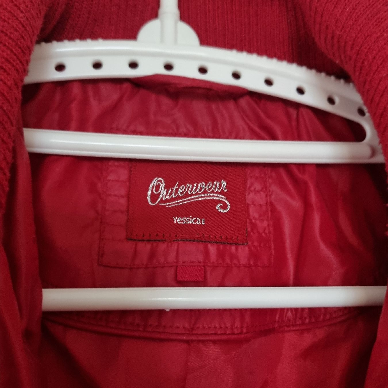 Jacken: Rote Winterjacke Gr. 46 – Neu (gemäss Beschreibung) aus Hinwil von saelmer 2