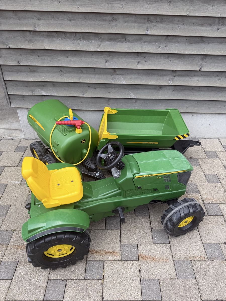 John Deere Trattori: Trettraktor John Deere – Usato da Zuzwil SG venduto da Koaxial007