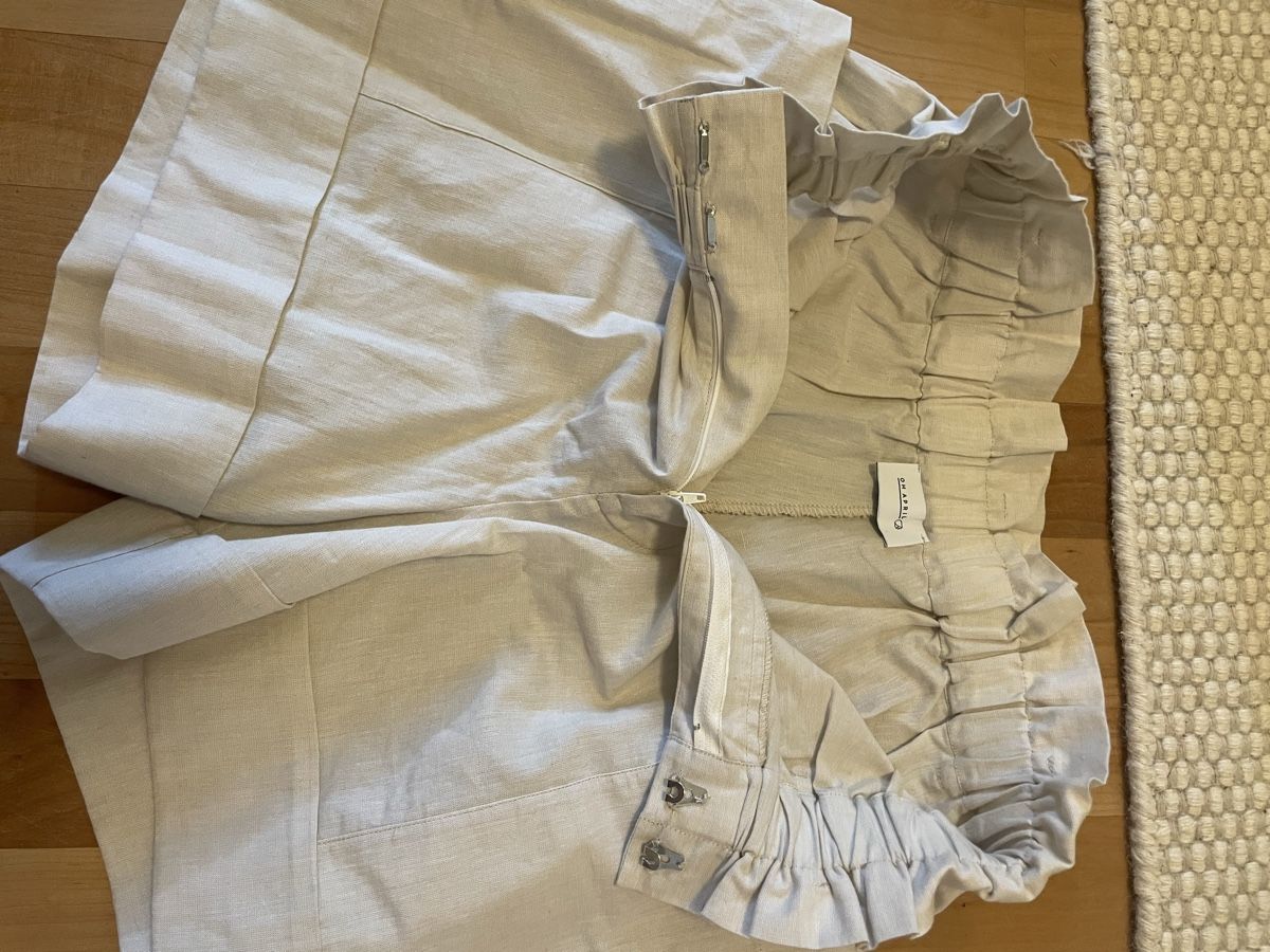Pantaloni: Oh April Shorts Grösse L – Nuovo (secondo la descrizione) da Winterthur venduto da car_9grt 2