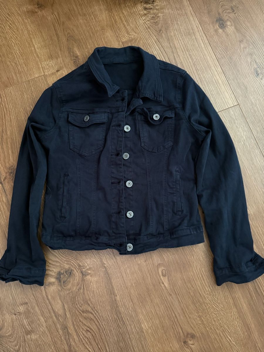 Jacken: Jeansjacke dunkelblau – Neu (gemäss Beschreibung) aus Sumiswald von sonrisa70
