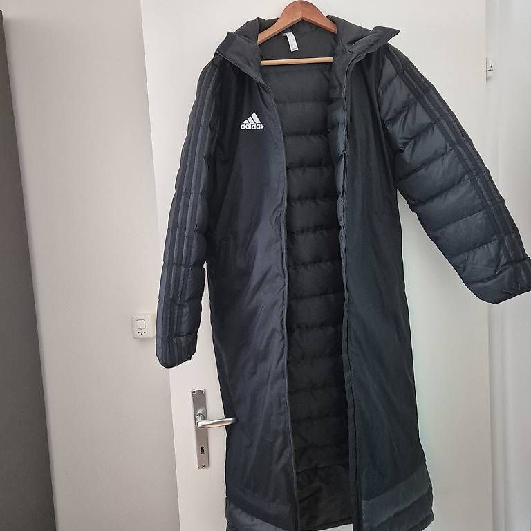 Manteaux: Adidas mantel – D'occasion à Luzern par eve_797j