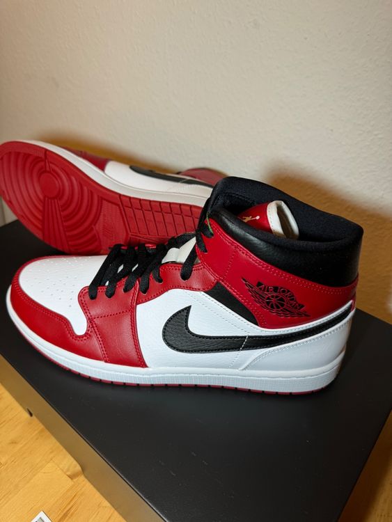 DS Nike Air Jordan Mid Chicago white Toe Gr. 44.5 Kaufen auf Ricardo