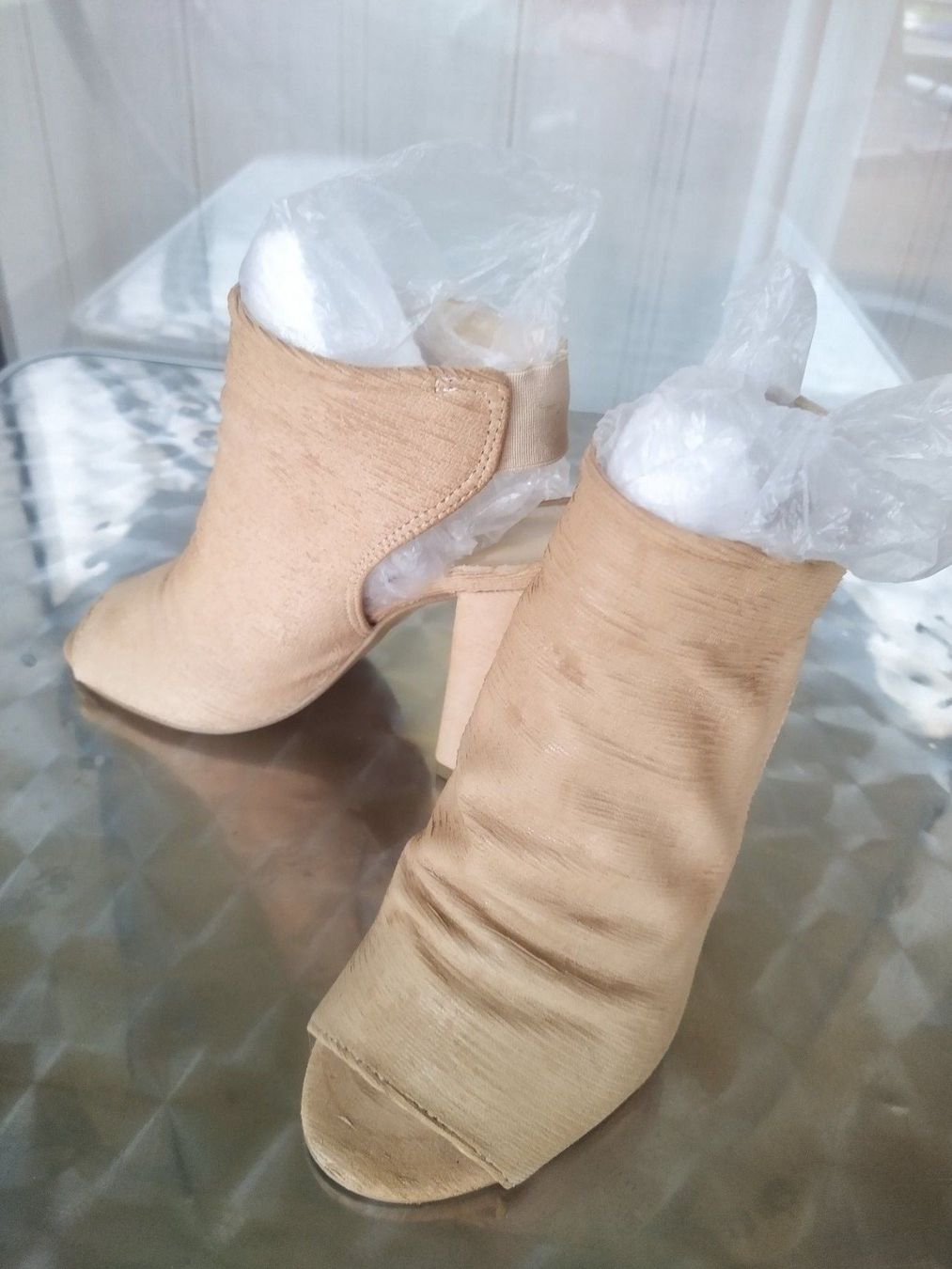 Scarpe da donna: Stivaletto pelle beige 37 – Usato da Figino venduto da Palotta 3