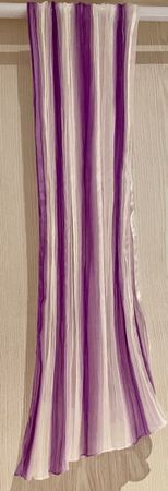 Krinkel Schal in Weiss/Lila