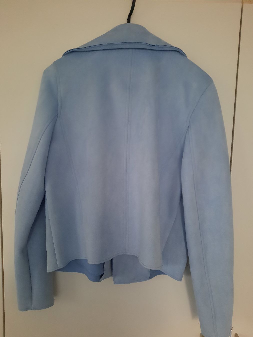 Giacche: Hellblaue Kunstwildlederjacke – Nuovo (secondo la descrizione) da Huttwil venduto da ClaudiaJan 2