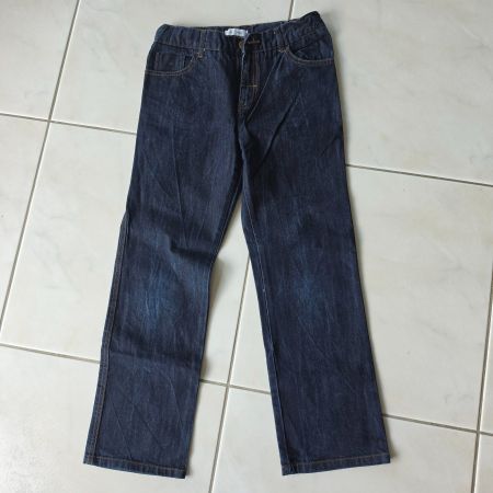 Neuwertige tolle Jeans Gr. 152 in dunkelblau für coole Kids