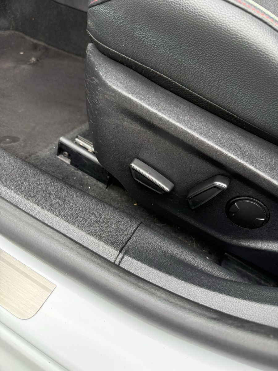 Ford Autos: Ford Focus ST Line ab 1.- – Gebraucht aus Rothrist von its_lm8h 7