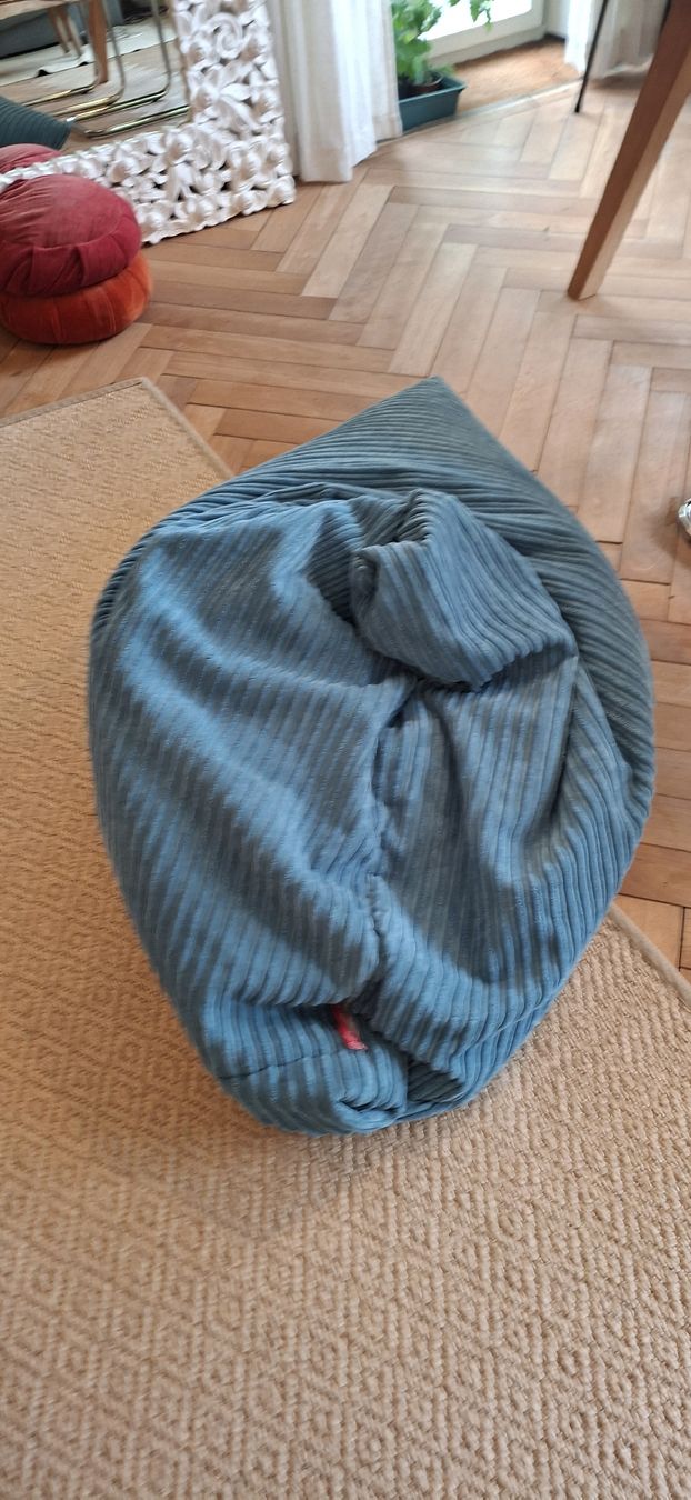 Kissen: Sitzsack von Loungepug XL – Gebraucht aus Zürich von Kugellipo 2