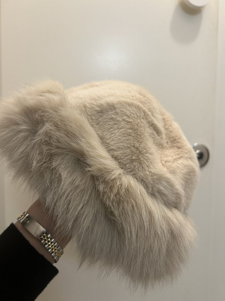Hüte, Mützen & Caps: Winter hat – Neu und originalverpackt aus Zürich von sel_tvq7 3
