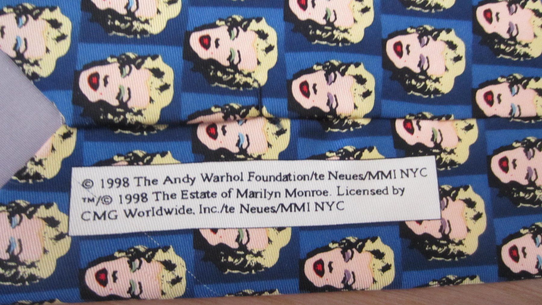 Cravatte: Andy Warhol, Marilyn Monroe Krawatte, 100% Seide, Blau – Usato da Thalwil venduto da Arrow 2