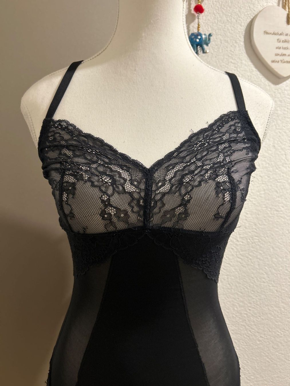 Spanx Altra biancheria intima: SPANX Spotlight On Lace Bodysuit schwarz Gr. 38-40 – Usato da Brunnen venduto da Nala2929 1