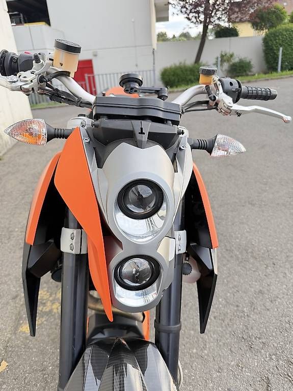 Strasse:  KTM Duke 690  wenig km  Preis verhandelbar – Gebraucht aus Wädenswil von dom_pz5d 2