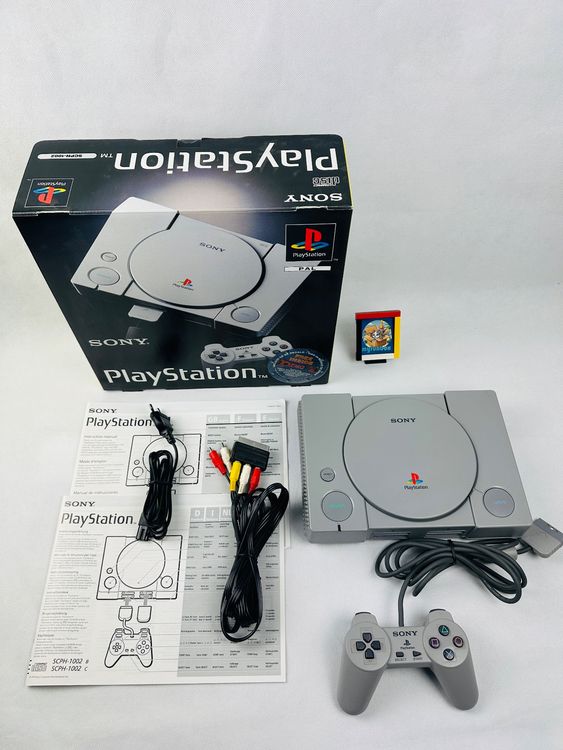 Playstation 1 Konsole SCPH-1002 PAL in OVP Anleitung Inlay (Gebraucht ...