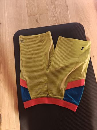 La Sportiva kurze Hose Herren Gr. S/46 Sommer / Wandern Top 