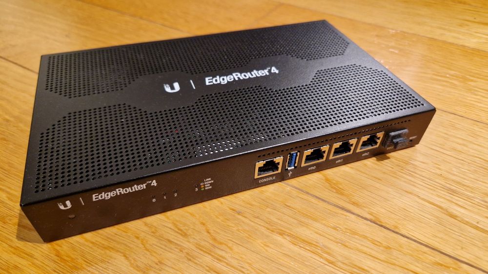 Ubiquiti EdgeRouter 4 (Gebraucht) in Genève für CHF 45 – mit Lieferung ...
