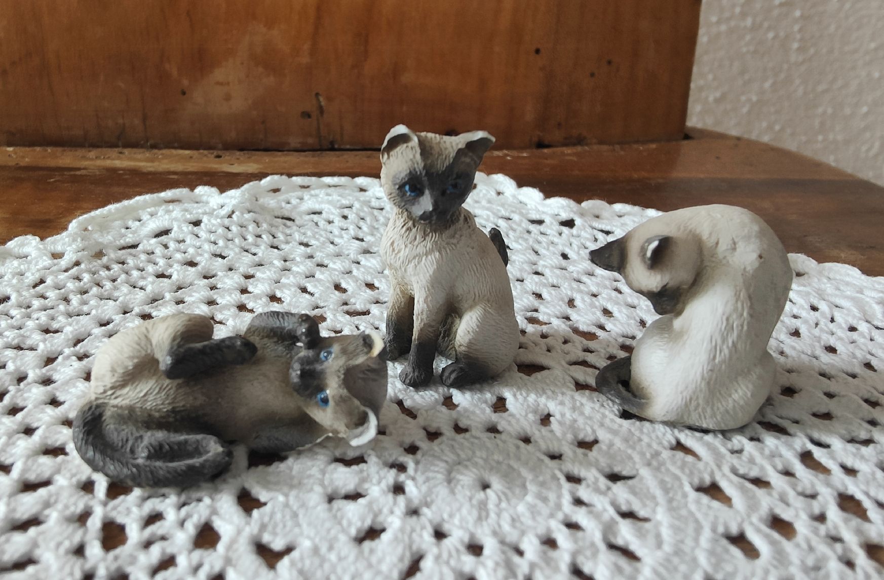 Figurines: Siamkatzen aus Keramik  – D'occasion à Lungern par Veromi 2
