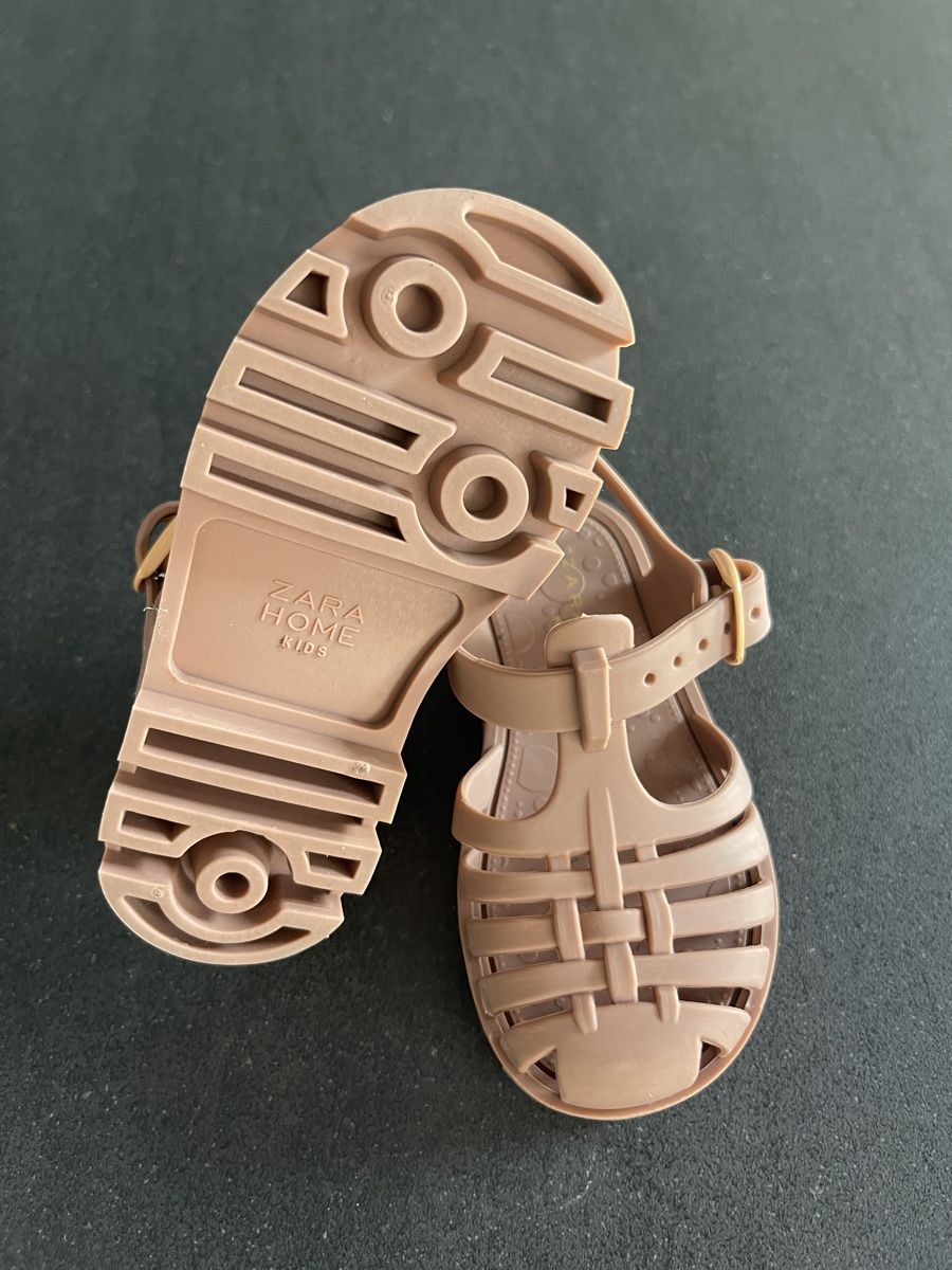 Zara Schuhe für Jungen: Badeschuhe, Grösse 18/19 ZARA HOME – Neu (gemäss Beschreibung) aus Engelburg von Annis_Crew 2