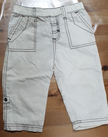 Dünne Hose beige/weiss Grösse 74