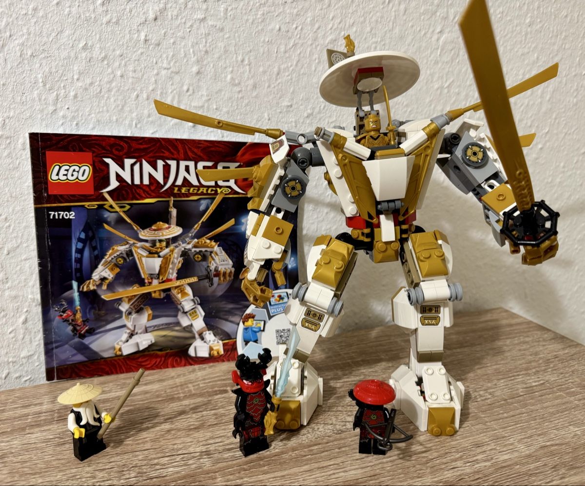 Lego Kit di costruzioni: LEGO NINJAGO 71702 Le Robot d’Or – Usato da Genève venduto da AS27