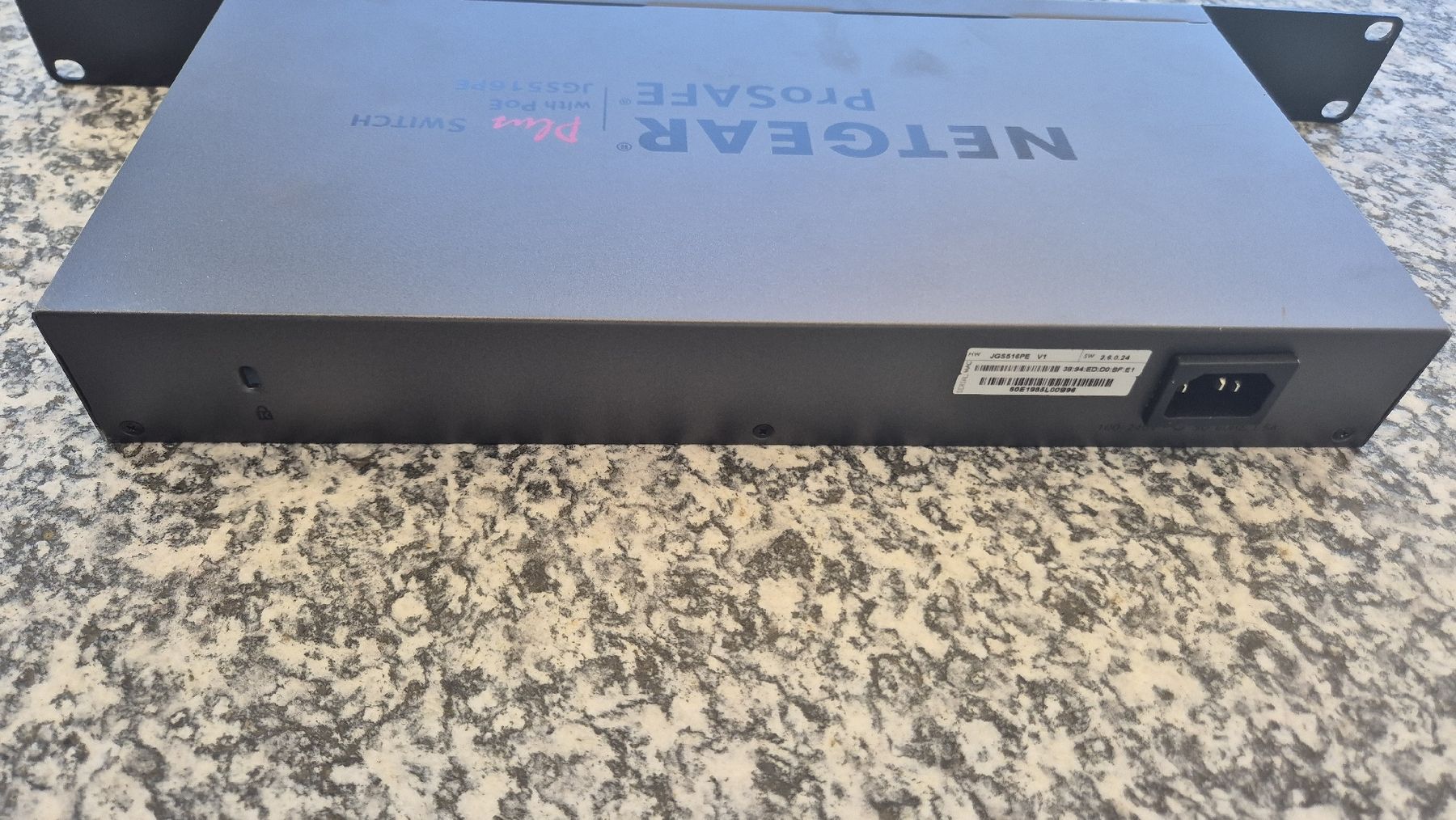 Netgear Hubs & Switches: Netgear ProSAFE JGS516PE Switch - Top Zustand! – Gebraucht aus Buchs ZH von sil_p7tf 1