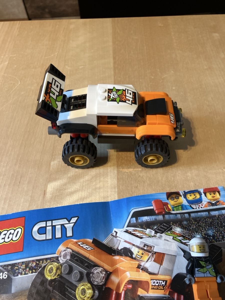 Lego Kit di costruzioni: Lego 60146 Stunt Truck – Usato da Glarus venduto da Jhuber78 1
