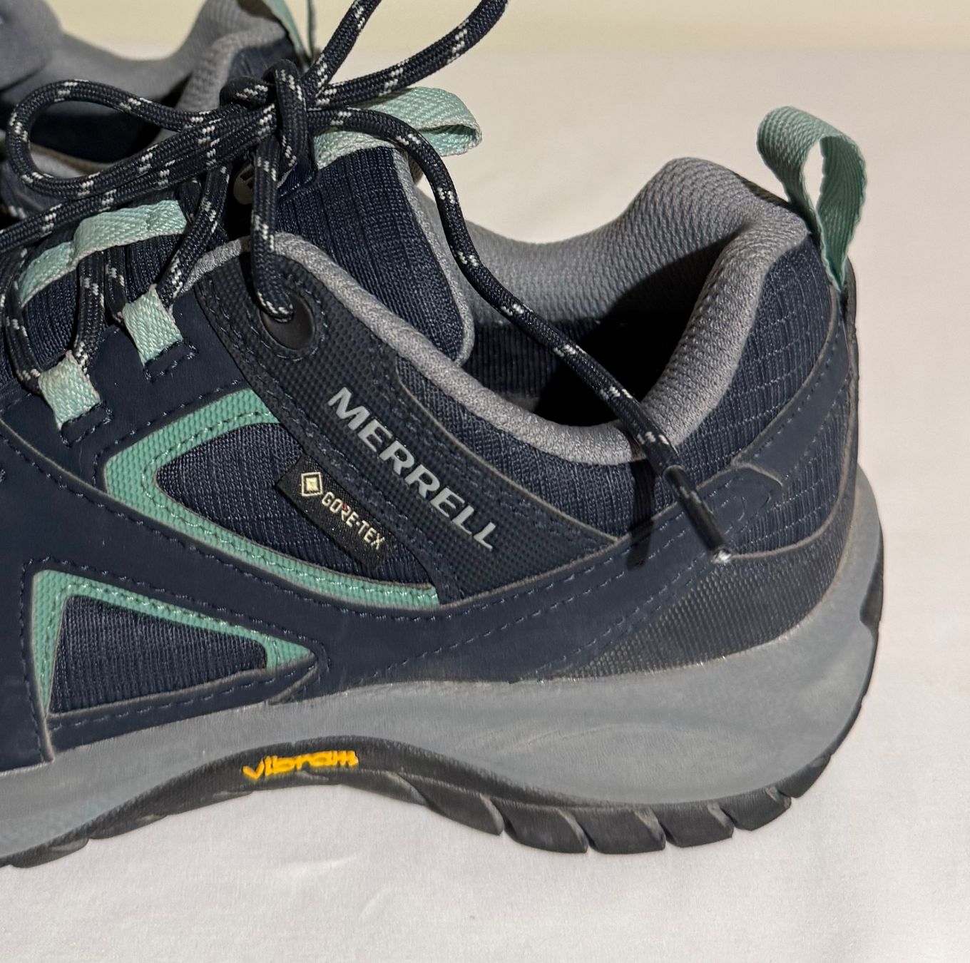 Merrell Damenschuhe: Trekkingschuhe Merrell Gore-Tex blau Grösse 38 – Gebraucht aus Basel von karpfen17 1