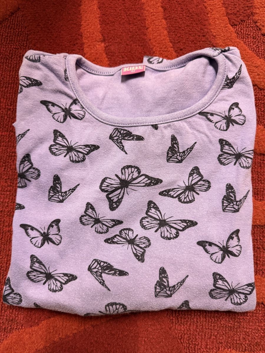 Maglioni & Felpe: Schmetterling Langarmshirt – Usato da Eschenbach LU venduto da Tatzi1