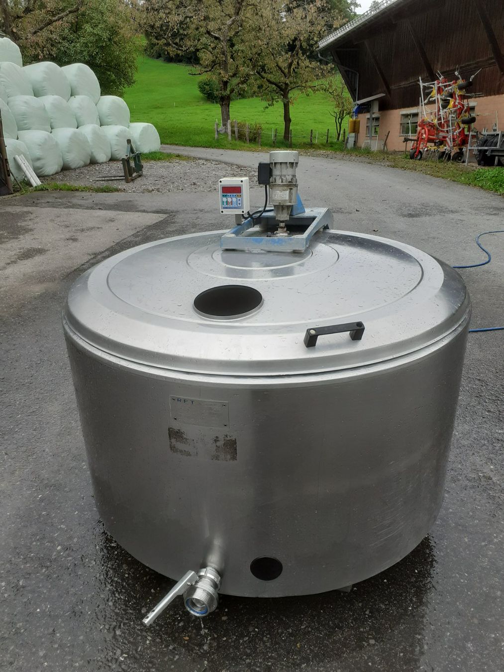 Équipements de traite: Milchtank 800 l – D'occasion à Herisau par TTR10900