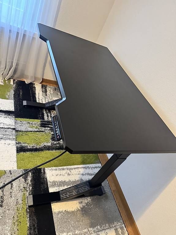Ikea Scrivanie: Ikea Uppspel elektrisch Gaming Tisch – Usato da Bettwiesen venduto da Kmr85 2