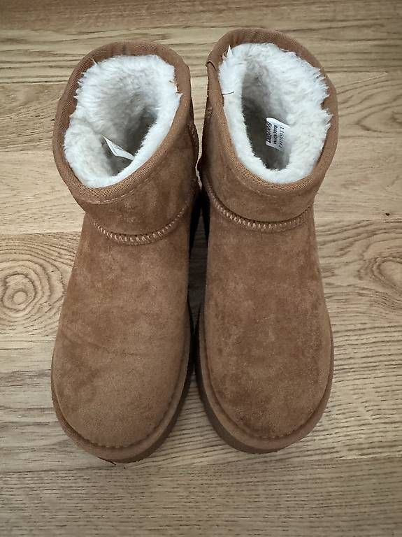 Damenschuhe: Winterboots Braun mit Fellfutter  Grösse 36 – Neu und originalverpackt aus Domat/Ems von samiramia
