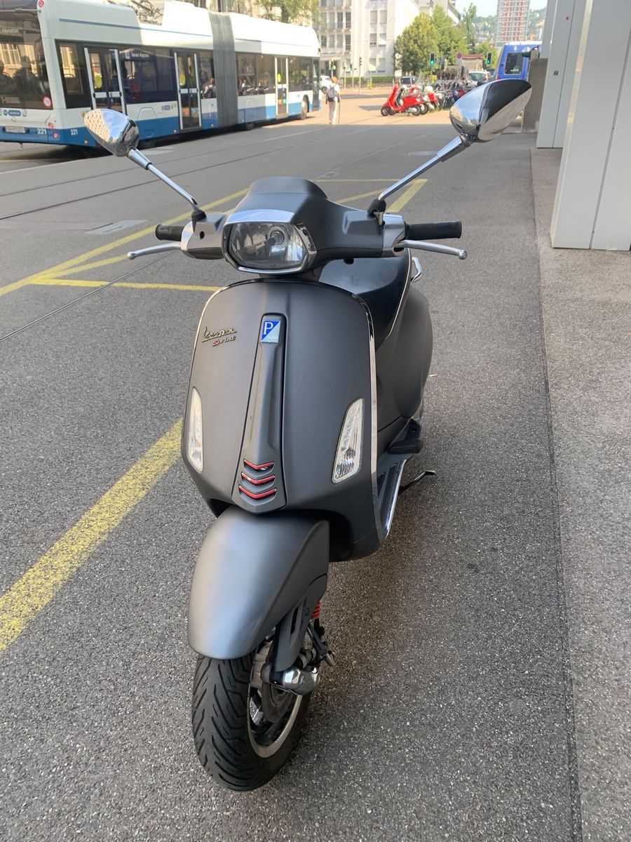 Vespa Scooters: Piaggo Vespa Sprint 125 – Gebraucht aus Zürich von loml_gaso