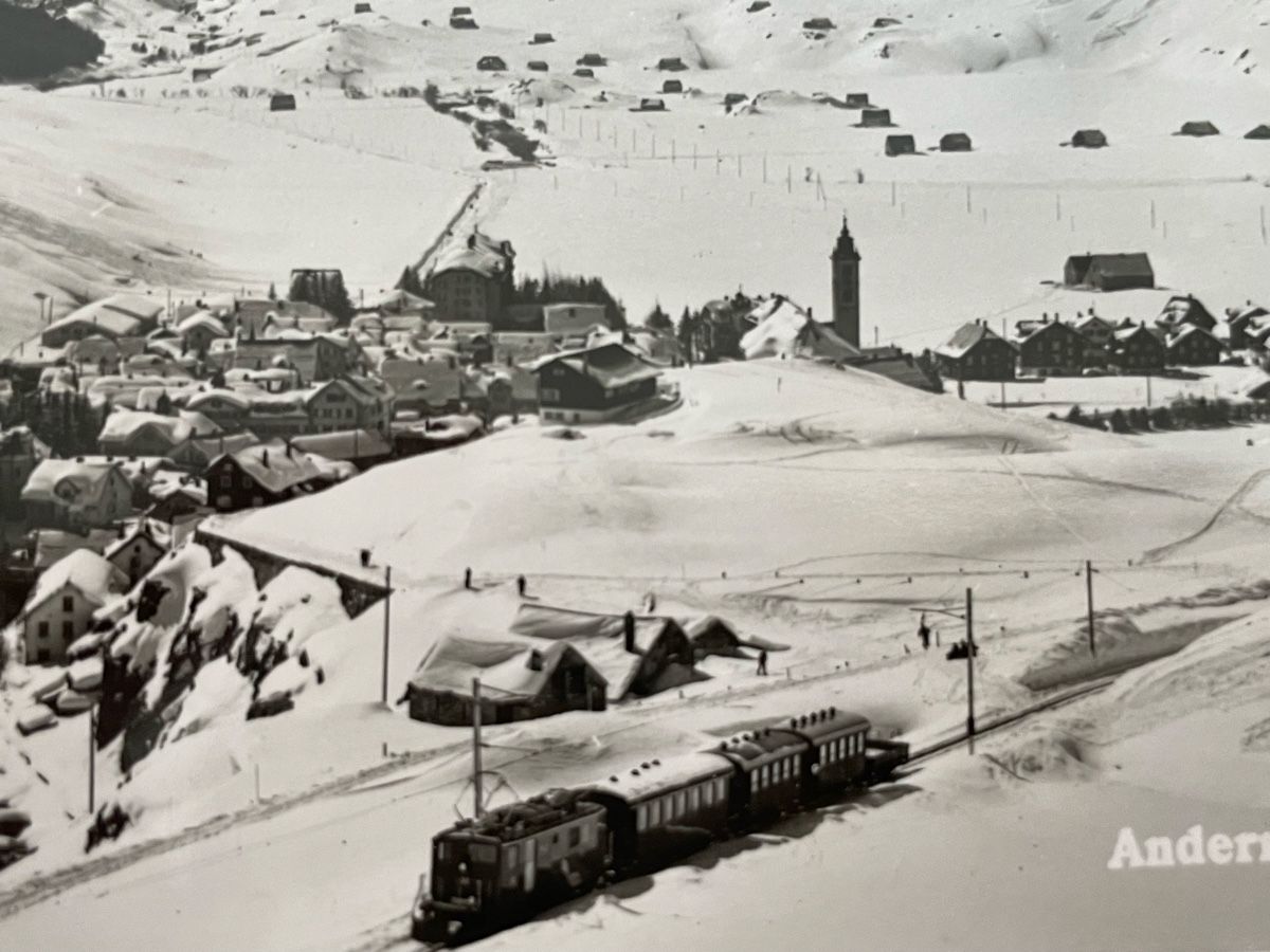 Cartoline postali: Ansichtskarte Andermatt Winterlandschaft mit Zug – Nuovo (secondo la descrizione) da Zürich venduto da Sansol79 1