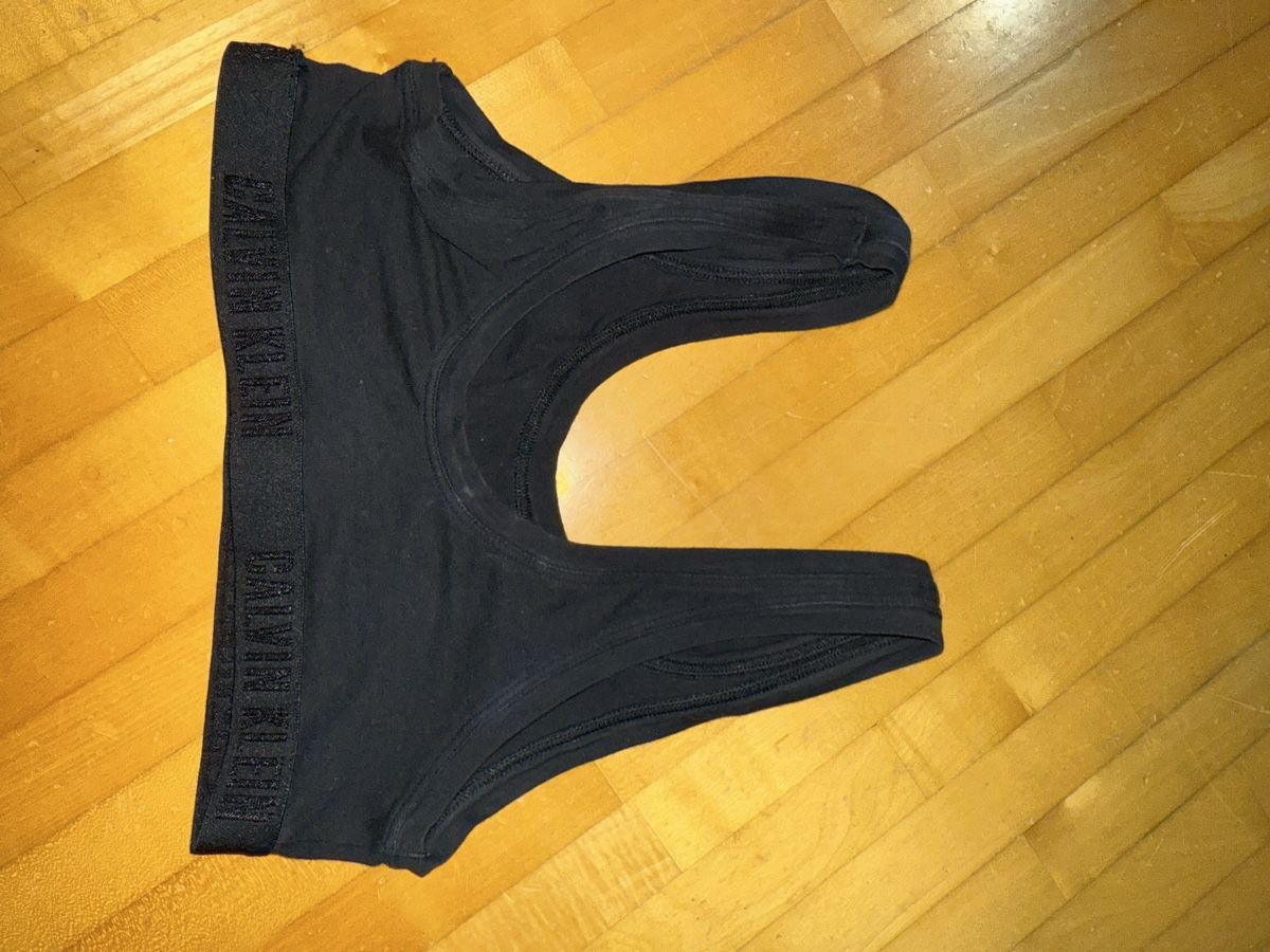 Calvin Klein Top: Top Calvin Klein Grösse XS – Usato da Mörschwil venduto da Seegurke18 1