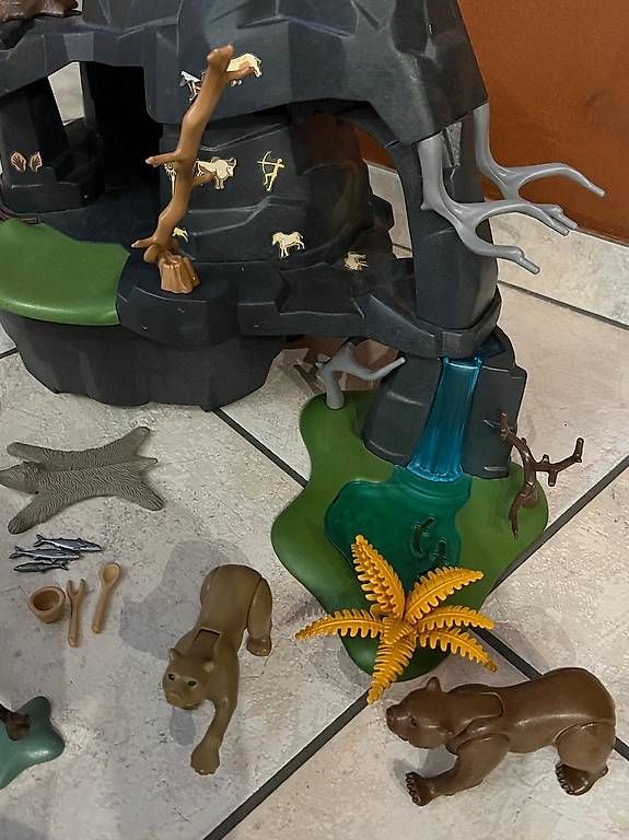 Playmobil Giocattoli: grosse Steinzeithöhle von Playmobil – Usato da Hirschthal venduto da rooblue 2