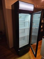 Getränkekühlschrank mit Glastür (defekt)