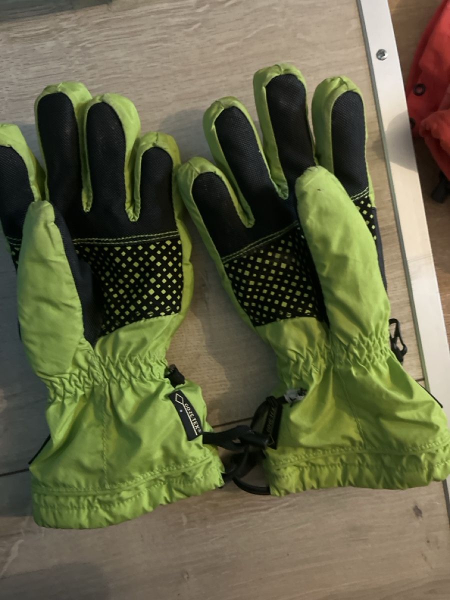 Guanti: Kinderhandschuhe xl – Usato da Ins venduto da rere23 1