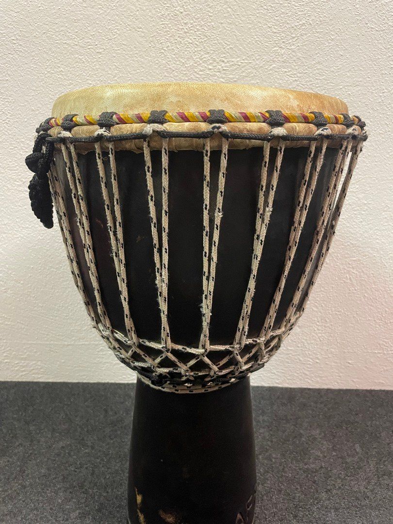 Strumenti musicali: Djembé du Sénégal authentique – Usato da Vaulruz venduto da BeautifulDecay 2