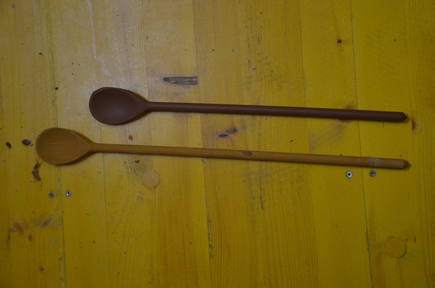 Cucchiai: 2 STUCK HOLZ - 60 CM – Usato da Chiasso venduto da Dolly015